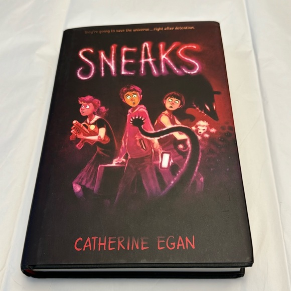 COPY - 🍀2/10.00🍀 Sneaks hardcover book gift condition, excellent - Picture 1 of 9